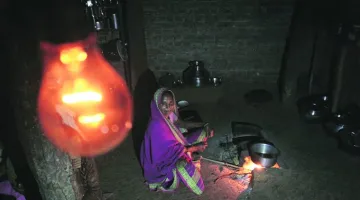 Electrification of Villages - India TV Paisa