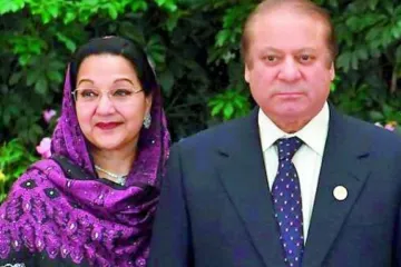 Nawaz Sharif's wife Kulsoom suffers cardiac arrest in London, put on ventilator | AP File- India TV Hindi