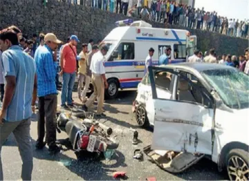 Road Accident- India TV Paisa