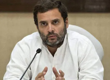 <p>Child rights body issues notice to Rahul Gandhi over...- India TV Hindi