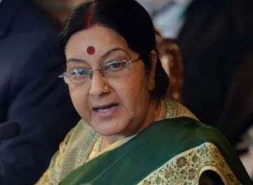 <p>Sushma Swaraj trolled on Twitter over issuance of...- India TV Hindi