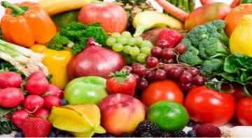 Fruits and vegetables gives better return to farmers during 2011-12 to 2015-16- India TV Paisa
