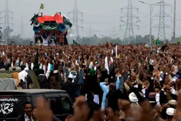 Hardline Islamist groups can create problems in upcoming Pakistan elections | AP- India TV Hindi