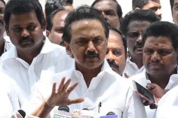 DMK's MK Stalin lashes out at AIADMK over no-confidence motion | Facebook- India TV Hindi