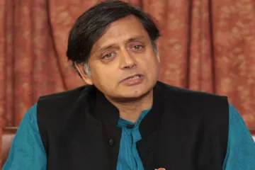 Shashi Tharoor - India TV Hindi