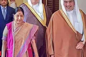 <p>Sushma Swaraj meets Shah Hamad bin Isha al Khalifa and...- India TV Hindi
