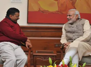 <p> PM Modi congratulates Arvind Kejriwal on his...- India TV Hindi
