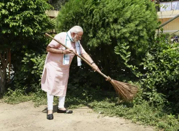 PM मोदी ने किया 'स्वच्छता ही सेवा आंदोलन' का शुभारंभ- India TV Hindi