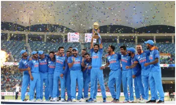 Team India Celebrates after Clinch Title- India TV Hindi