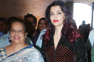 Aishwarya Rai Bachchan with her mother- India TV Hindi