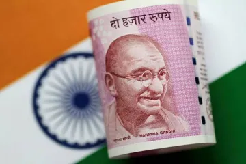 Rupee opens with strength on Friday as US Dollar fall against basket of currencies- India TV Paisa