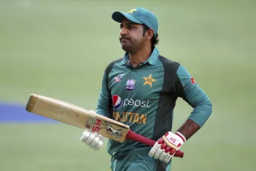 एशिया कप में पाकिस्तान के खराब प्रदर्शन से पाक कप्तान की नींद उड़ी- India TV Hindi