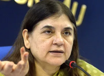 Maneka Gandhi plans a Me Too panel for sexual harassment cases- India TV Hindi