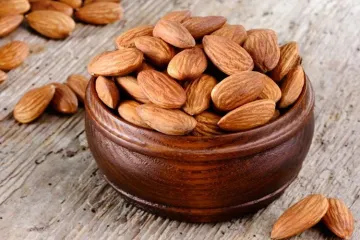 <p>almond nut</p>- India TV Hindi
