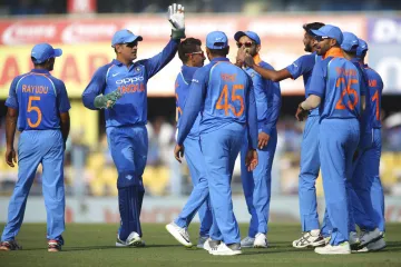 भारत बनाम वेस्टइंडीज, 2nd ODI HIGHLIGHTS: भारत के काम नहीं आई कोहली की ऐतिहासिक पारी, दूसरा वनडे हुआ- India TV Hindi