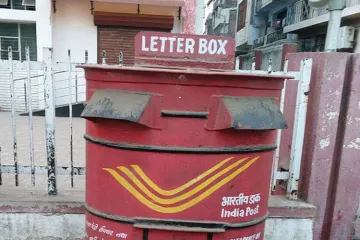 पॉकेटमारों का अनोखा तरीका, पैसे निकाल कर लेटर बॉक्स में डाल देते हैं बटुआ- India TV Hindi