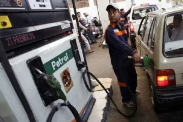 Petrol prices continue to tumble for 11th straight day | PTI- India TV Paisa