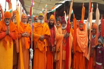 राम मंदिर के मुद्दे पर आज दिल्ली में संतों की उच्चाधिकार समिति की बैठक- India TV Hindi