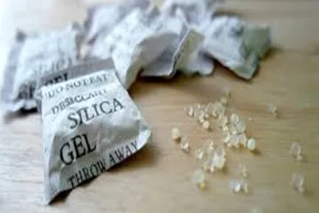 <p>silica bag</p>- India TV Hindi