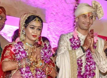 Tej Pratap files for divorce from Aishwarya Rai- India TV Hindi