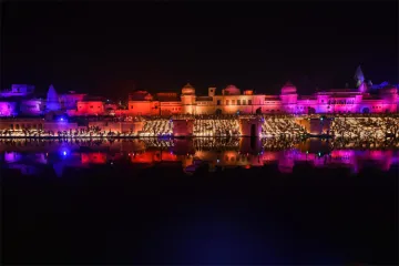 <p>Ayodhya Deepostav: सरयू तट पर तीन...- India TV Hindi