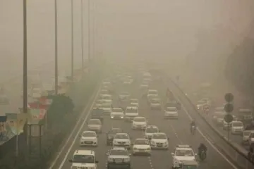 दिल्ली में बढ़ते प्रदूषण और धुंध से बचाने के लिए सरकार अब कराएगी आर्टिफिशियल बारिश- India TV Hindi