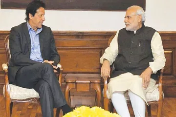 Imran Khan with Modi- India TV Hindi