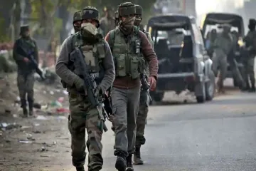 जम्मू-कश्मीर में गोलीबारी की घटना में घायल नागरिक की मौत - India TV Hindi