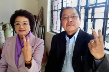 <p>Mizoram Chief Minister Lal Thanhawla and his wife Lal...- India TV Hindi