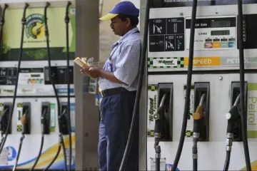 Good news for Modi Government: International crude oil price plunges lowest since Oct 2017- India TV Hindi