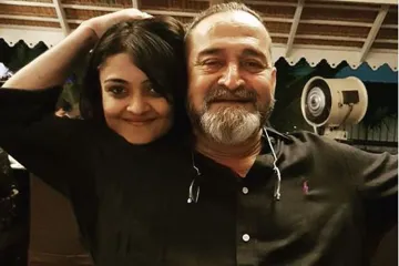 Mahesh Manjrekar with Daughter Ashwami- India TV Hindi