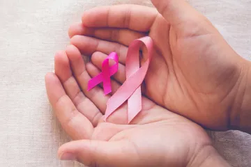 <p>स्तन कैंसर</p>- India TV Hindi