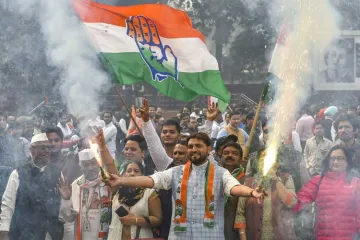 <p>Congress party workers</p>- India TV Hindi
