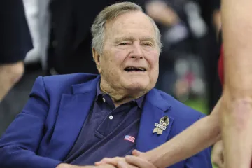 George H.W. Bush, 41st president of the United States, dies at 94 | AP- India TV Hindi