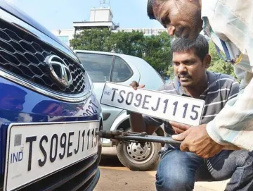 high security number plate- India TV Paisa