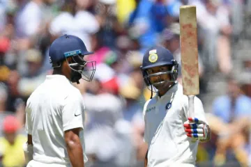 मयंक अग्रवाल ने भारतीय बल्लेबाजों को दिखाया कैसे नाथन लियोन को प्रेशर में रख सकते हैं: माइकल क्लार्क- India TV Hindi
