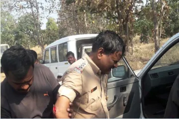 Policemen Attacked- India TV Hindi