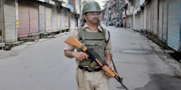 Night curfew between 8 pm and 6 am in Gautam Buddh Nagar- India TV Hindi