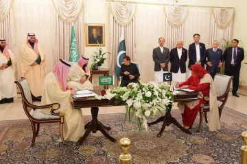 Saudi crown prince Mohammed bin Salman signs $20 billion in agreements with Pakistan- India TV Hindi
