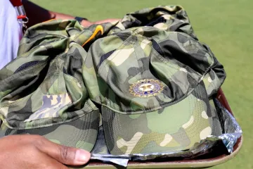 3rd ODI: MS Dhoni, Virat Kohli plan special 'cap' tribute for armed forces- India TV Hindi