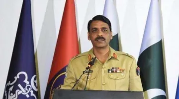 <p>DG ISPR major General Asif Ghafoor</p>- India TV Hindi