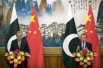 Shah Mahmood Qureshi hails China's support to Pak in challenging times- India TV Hindi