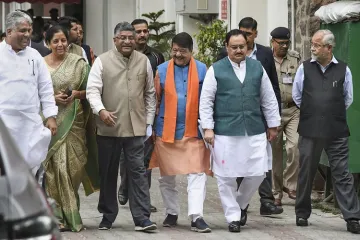 <p>BJP delegation comprising Ravi Shankar Prasad, Nirmala...- India TV Hindi