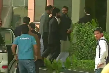 Delhi: Kashmiri Separatist leader Mirwaiz Umar Farooq arrives at NIA office | ANI- India TV Hindi