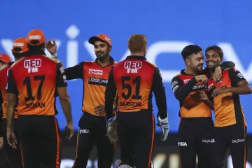 सनराइजर्स हैदराबाद (131/5) ने दिल्ली कैपिटल्स (129/8) को 5 विकेट से हराकर लगाई जीत की हैट्रिक, बेयरस- India TV Hindi
