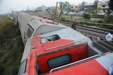 <p>Train Accident </p>- India TV Hindi