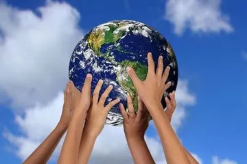 World Earth Day - India TV Hindi