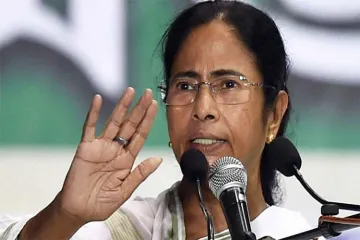 Mamta Banerjee cancels election campaign program for May 3rd as IMD issues warning for Cyclone Fani- India TV Hindi