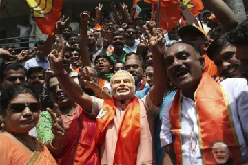 PM Narendra Modi to meet BJP workers part of the Lok Sabha campaign- India TV Hindi
