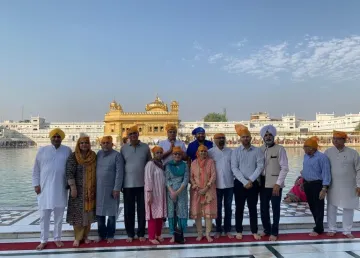 Sam Pitroda at Golden Temple- India TV Hindi